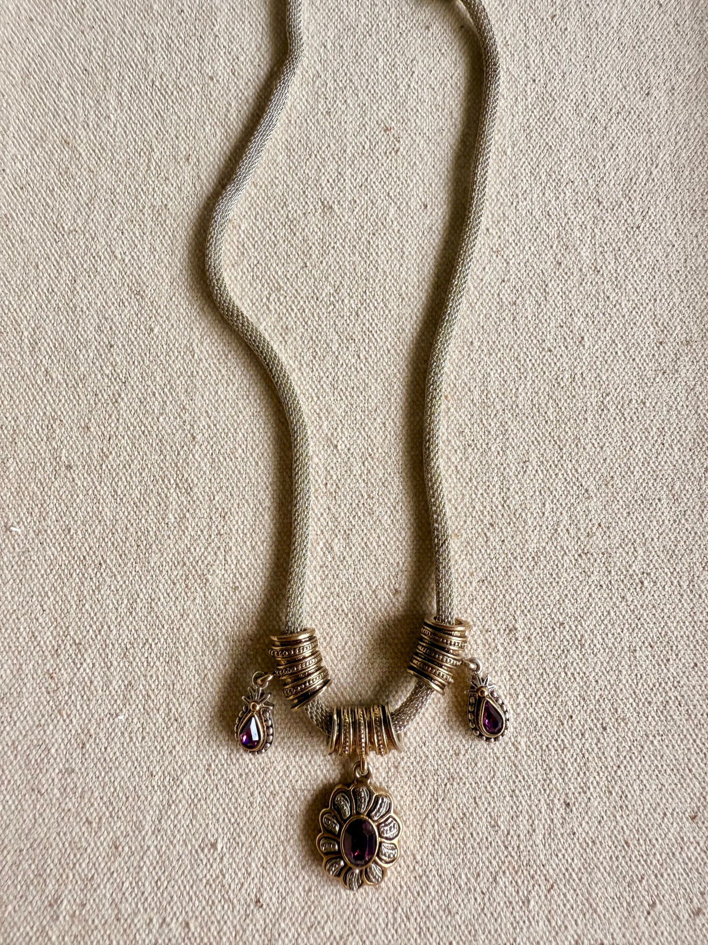 Collar Serpentino Plateado y Morado- 1928