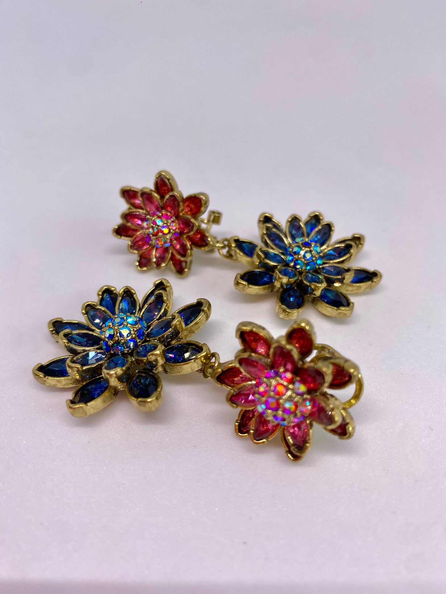 Aretes Doble Flor de pin- Heidi Daus