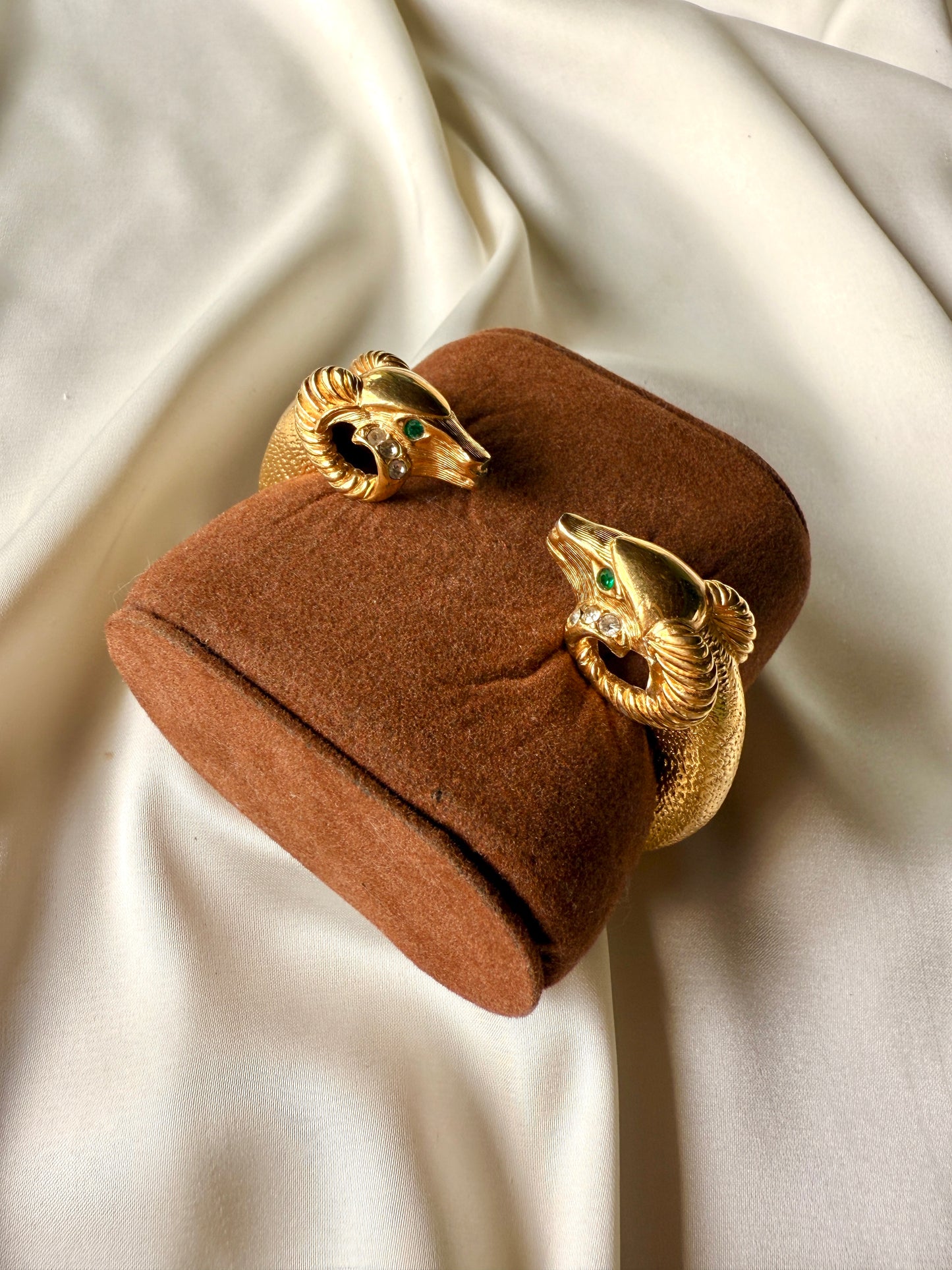 Pulsera Cabezas de Carnero- Kenneth Jay Lane