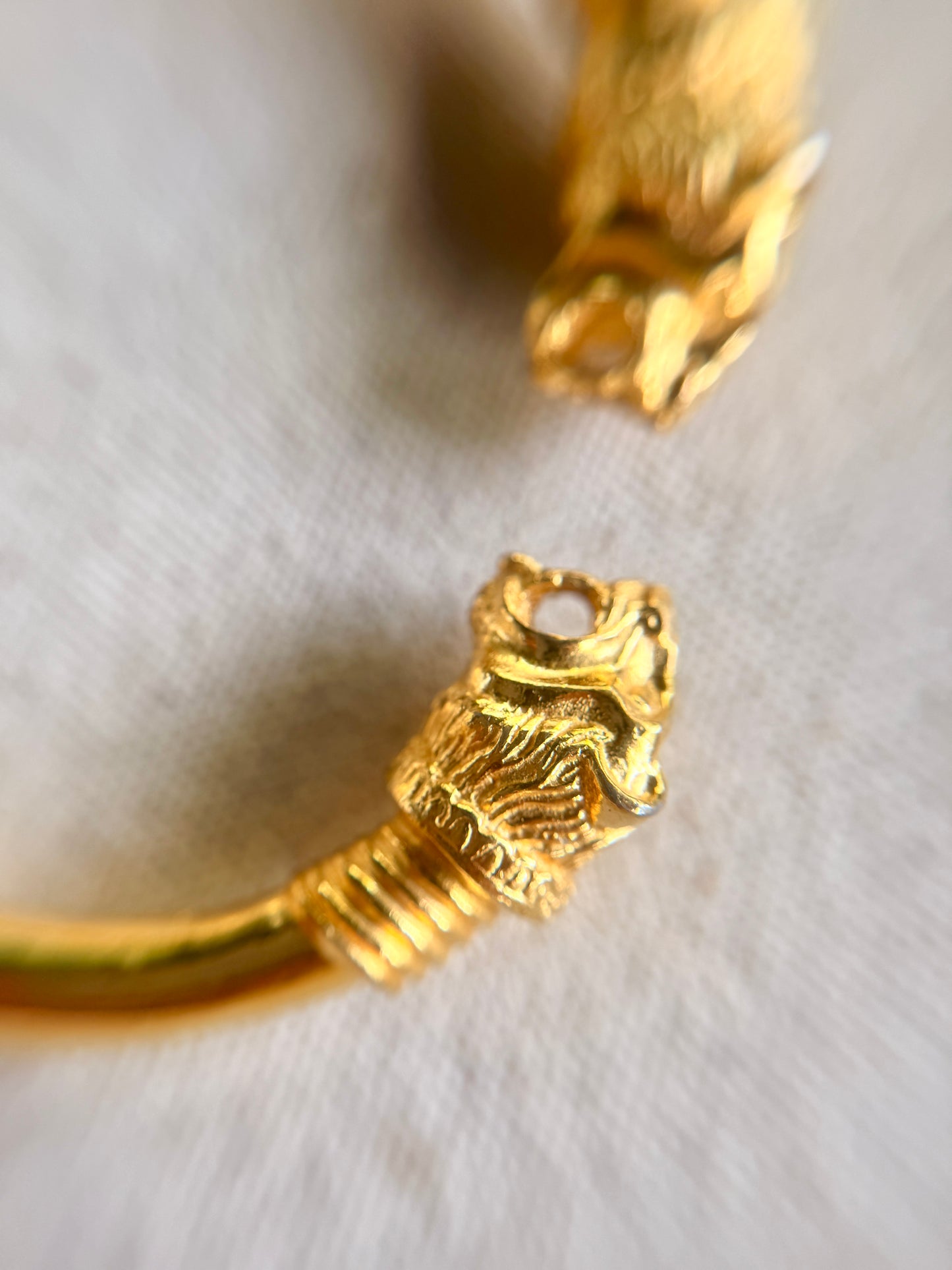 Pulsera Leona Dorada