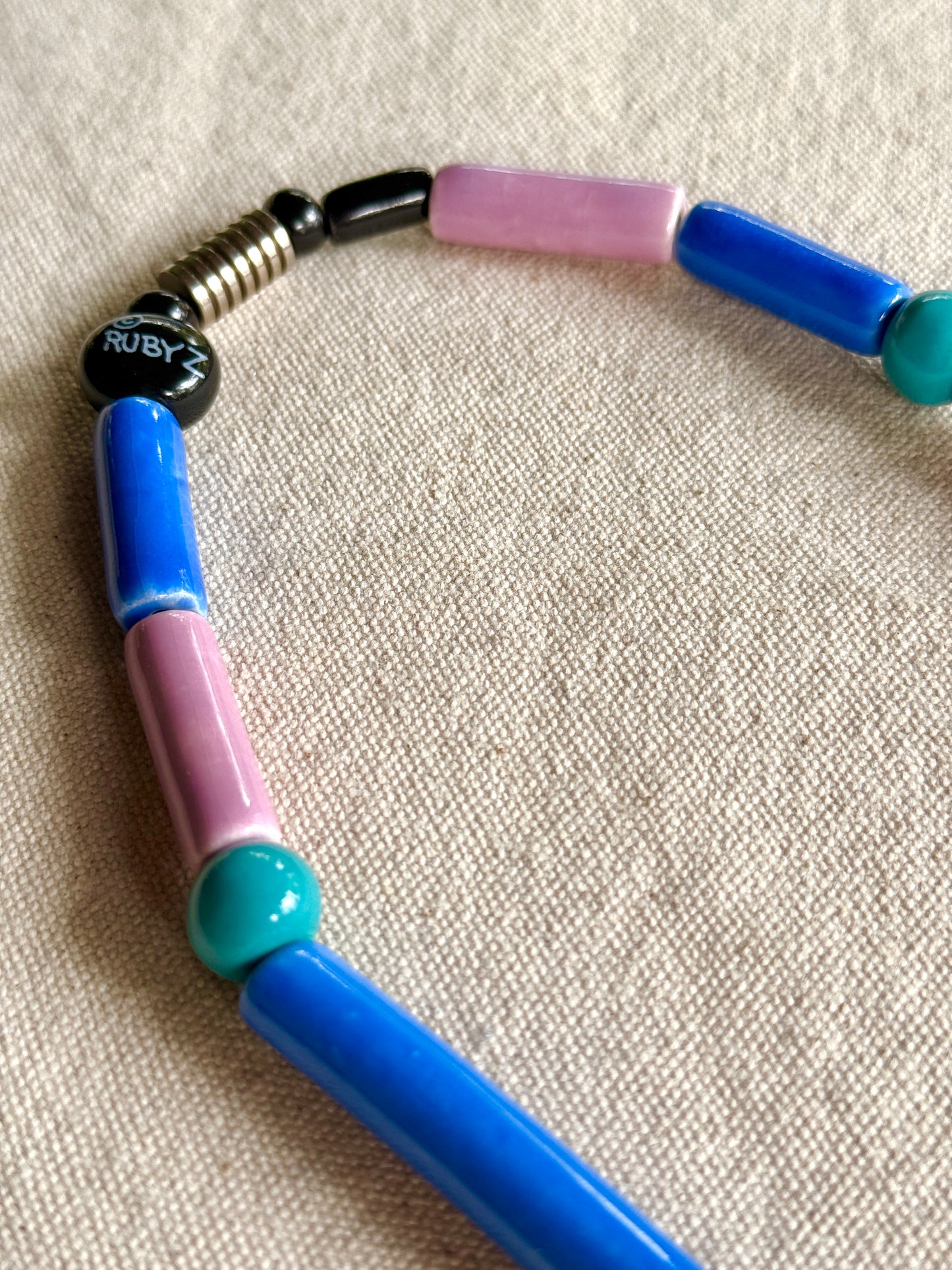 Collar de Pescadito- Ruby Z