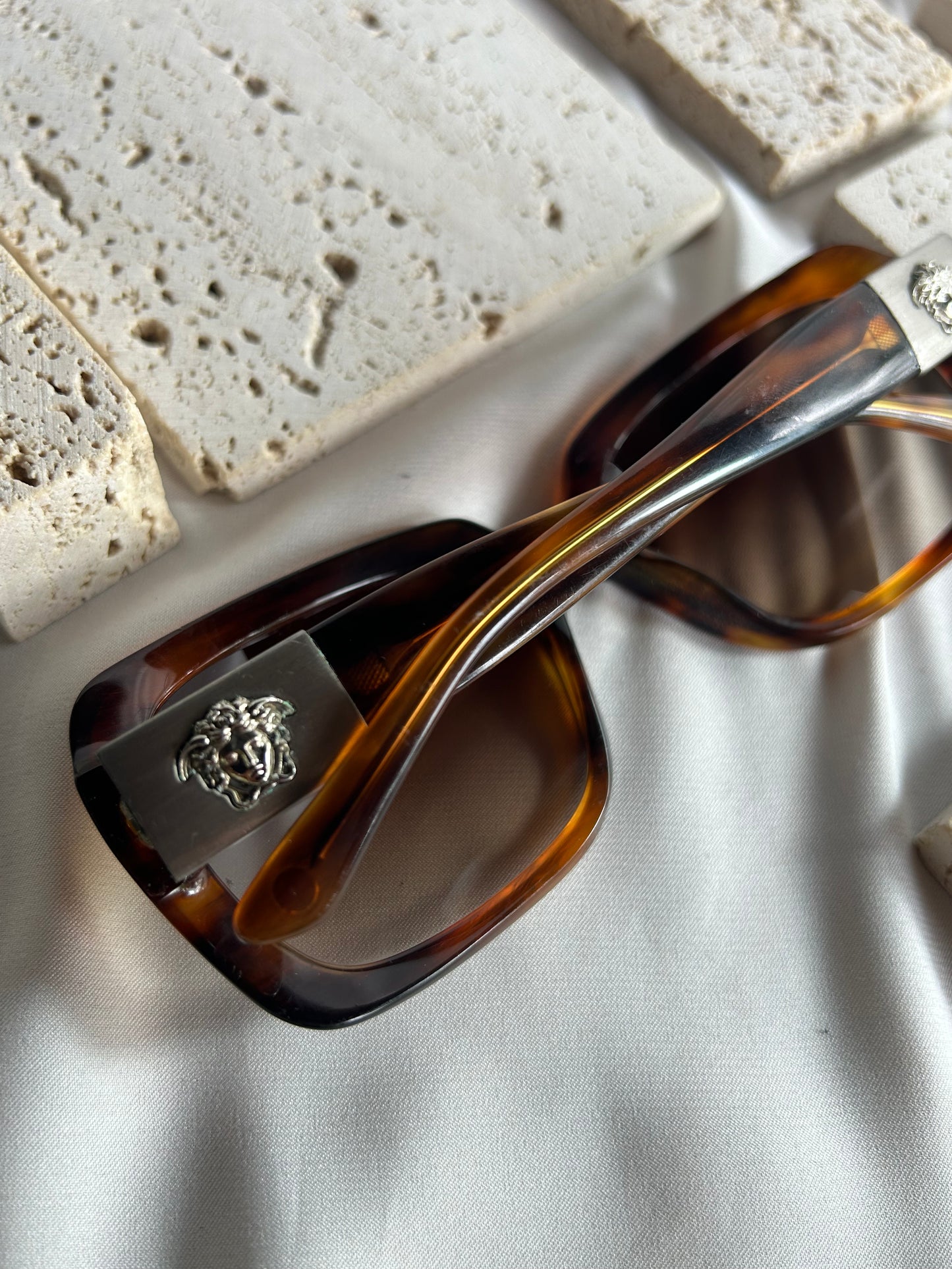 Lentes 4022,en carey degradado marrón- Versace