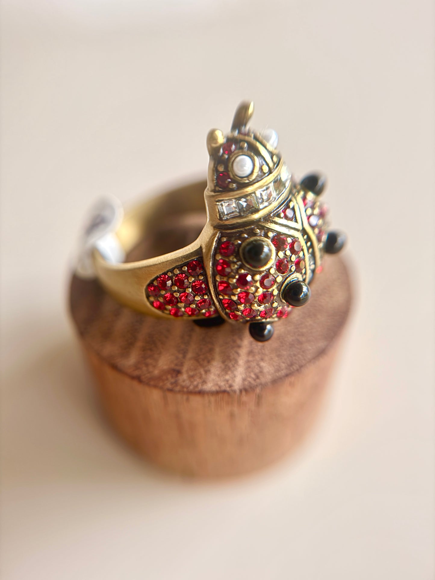 Anillo Mariquita Roja y Negro- Heidi Daus