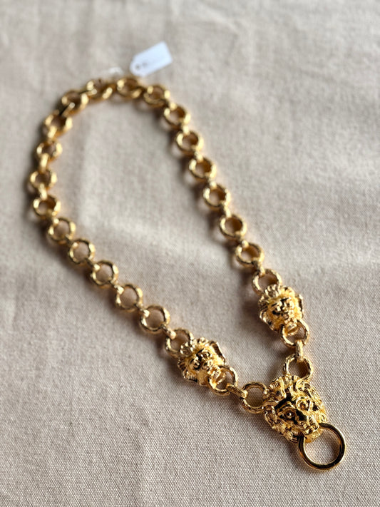 Collar de Leones Dorado - Kenneth J Lane