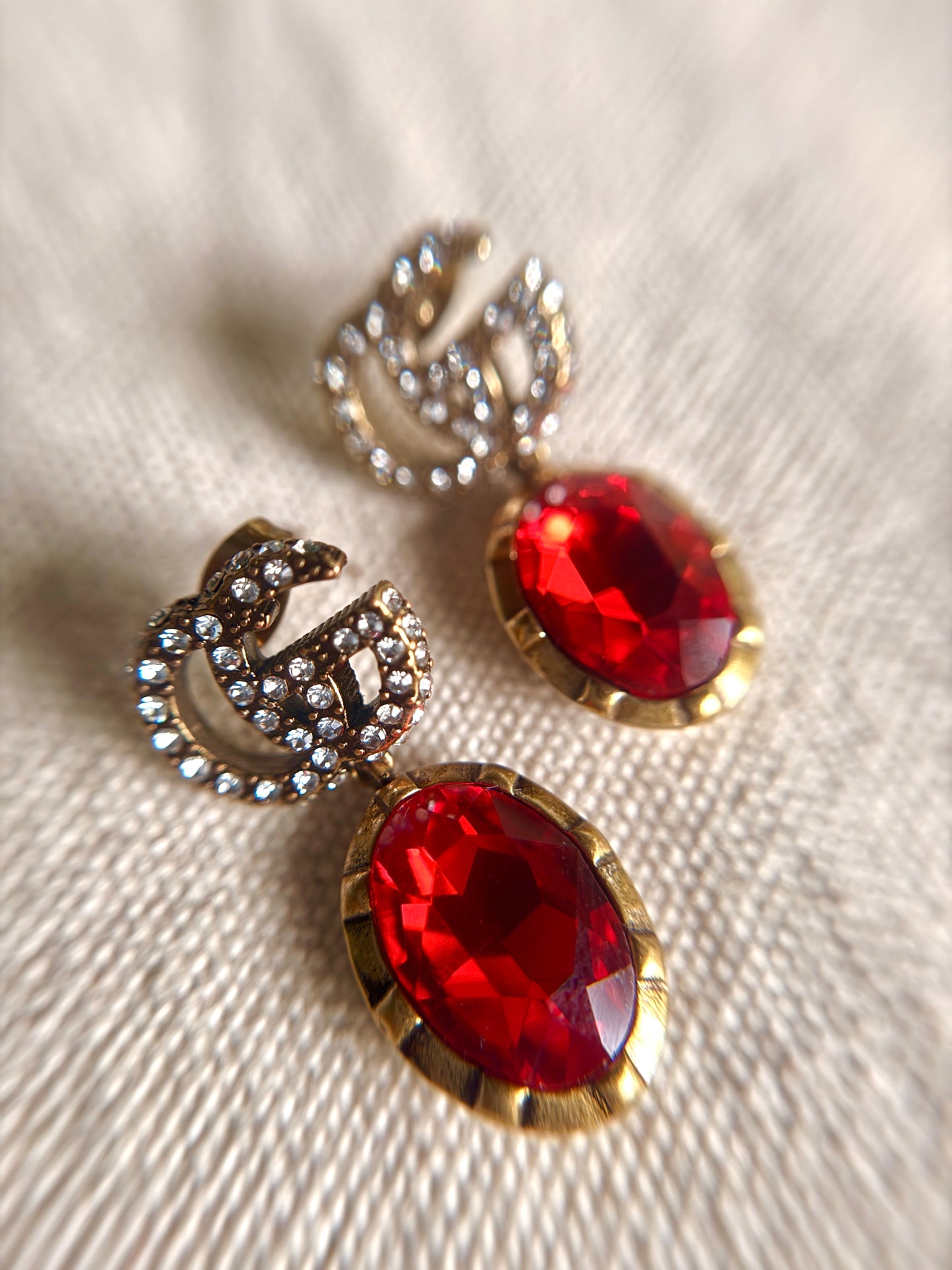 Aretes de Pin - Gucci