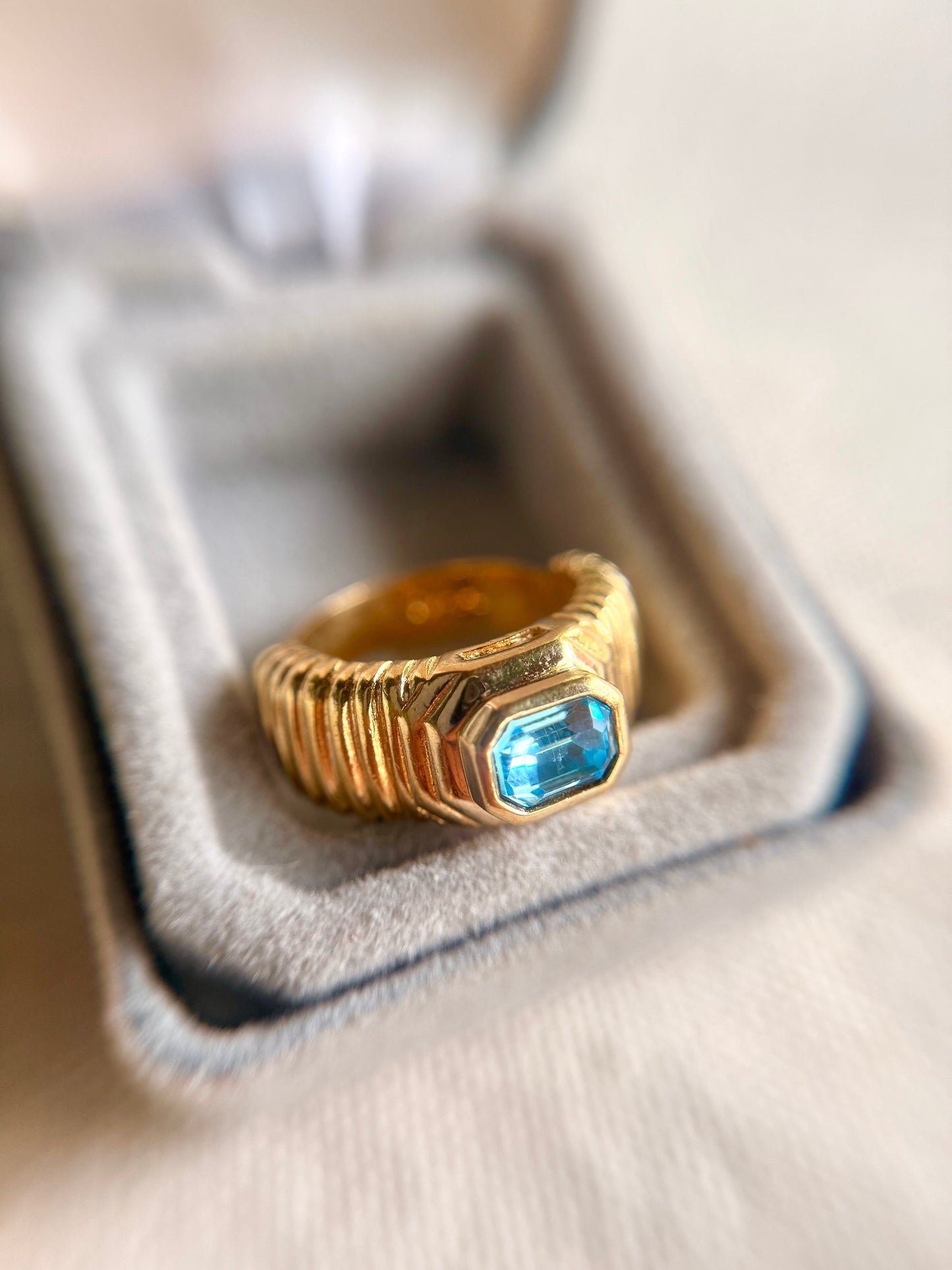 Set de Collar, Aretes de prensa y Anillo Vintage  Aquamarine - Christian Dior