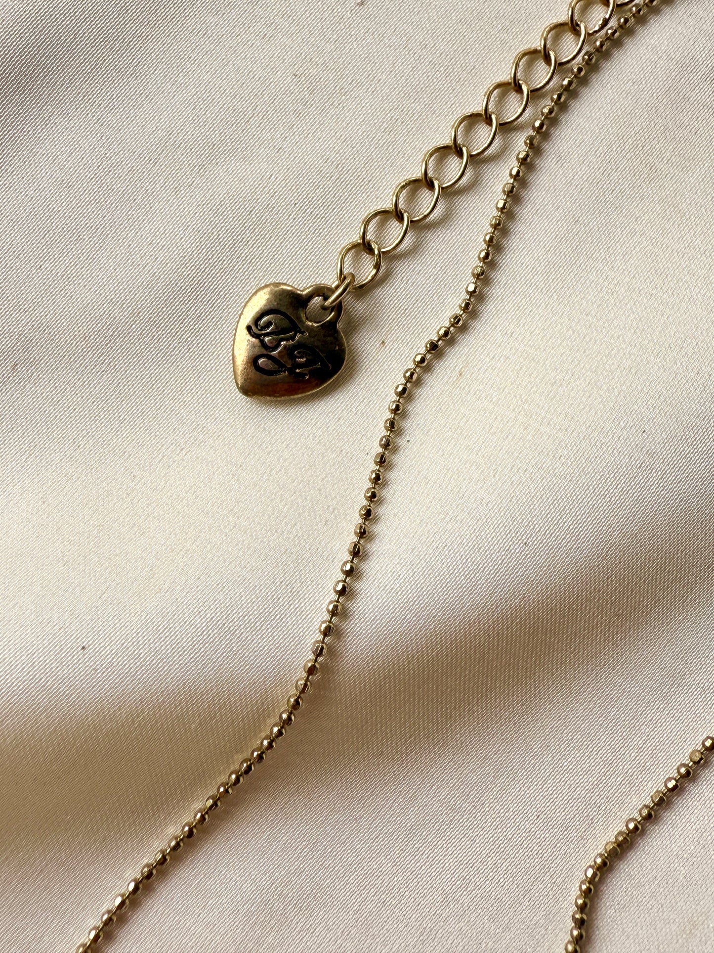 Collar Rosa Negra Cristales - Betsey Johnson