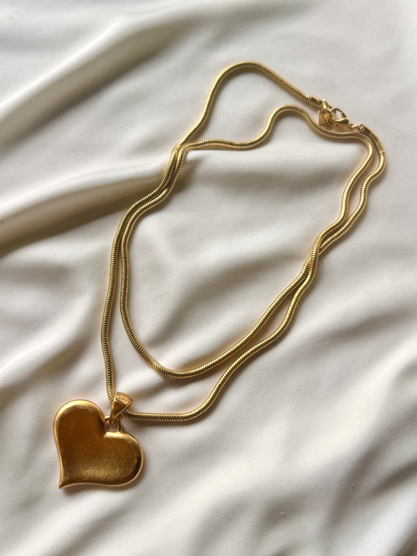 Collar Corazón Dorado- Anne Klein
