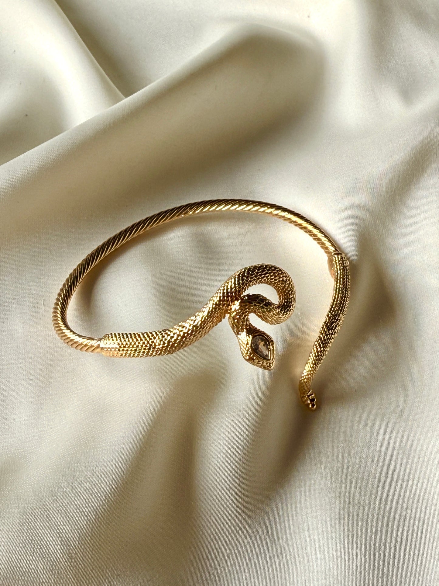 Pulsera Cobra Dorada