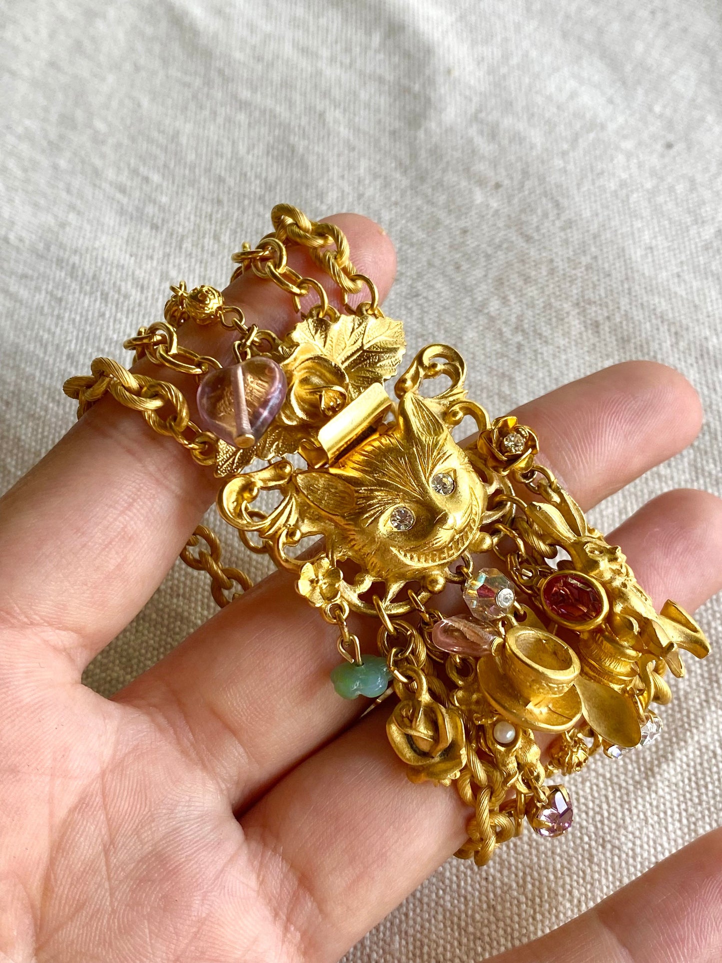 Pulsera Gato de Cheshire- Kirks Folly