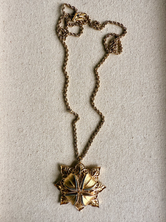 Collar con Colgante Cruz de Malta