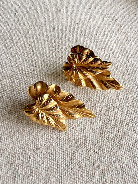 Aretes Hoja Dorada  de prensa- Monet