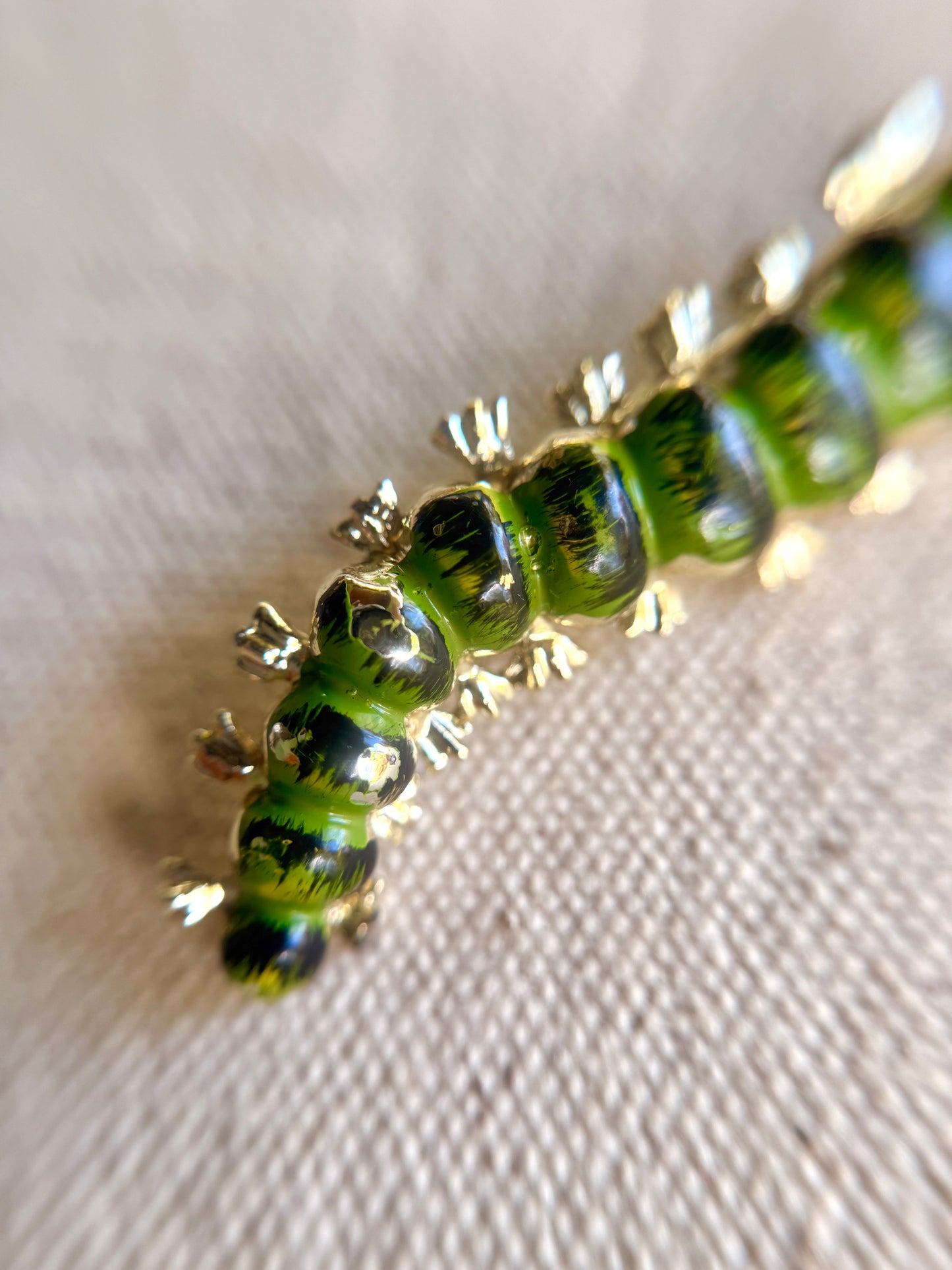 Broche de Oruga