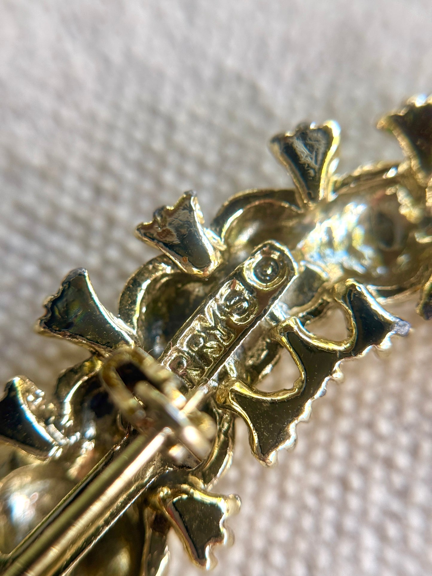 Broche de Oruga