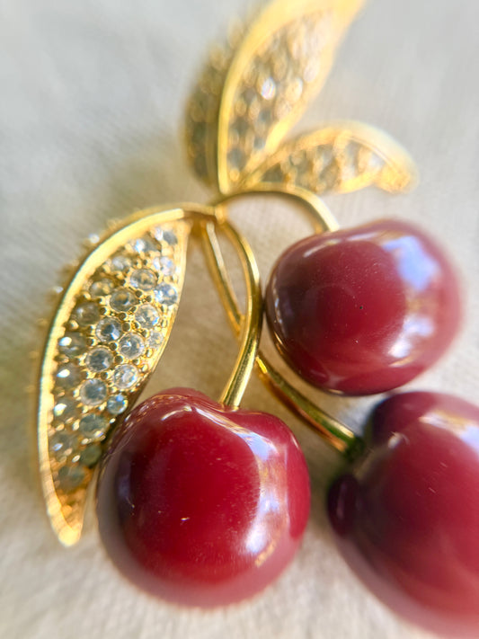 Broche de Cerezas - Joan Rivers