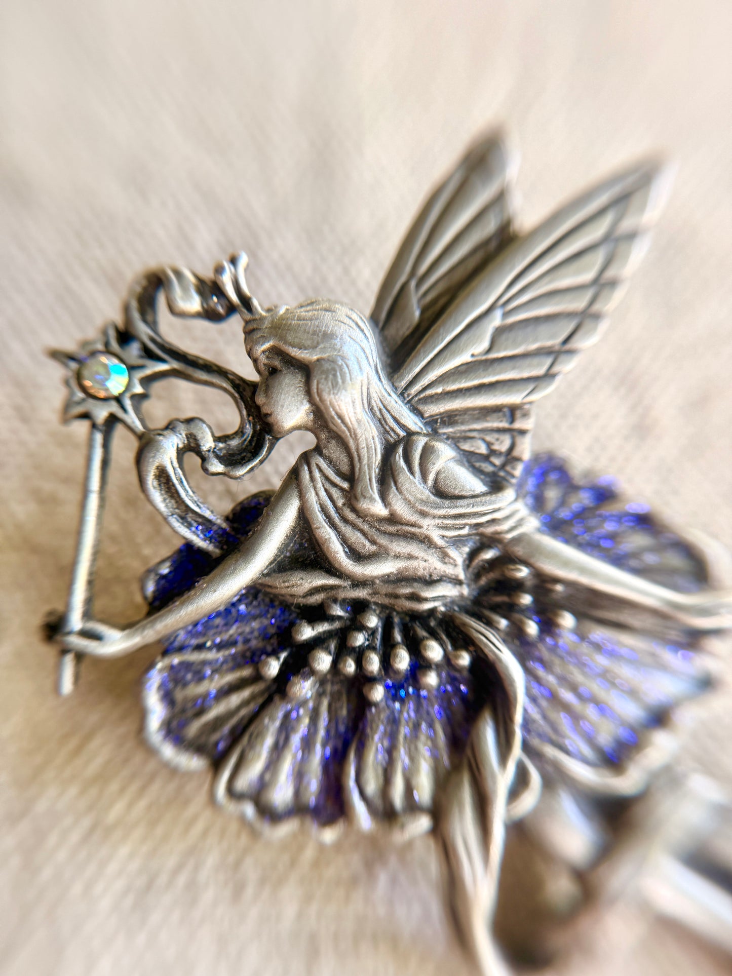 Broche de Hada Purpura