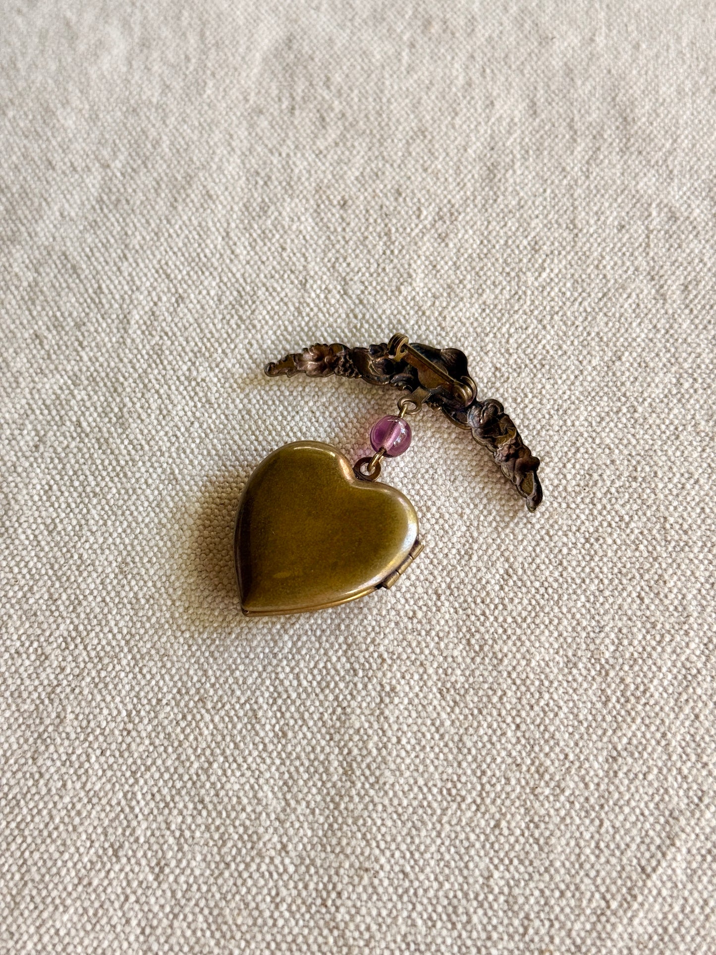 Broche de Relicario de Corazon