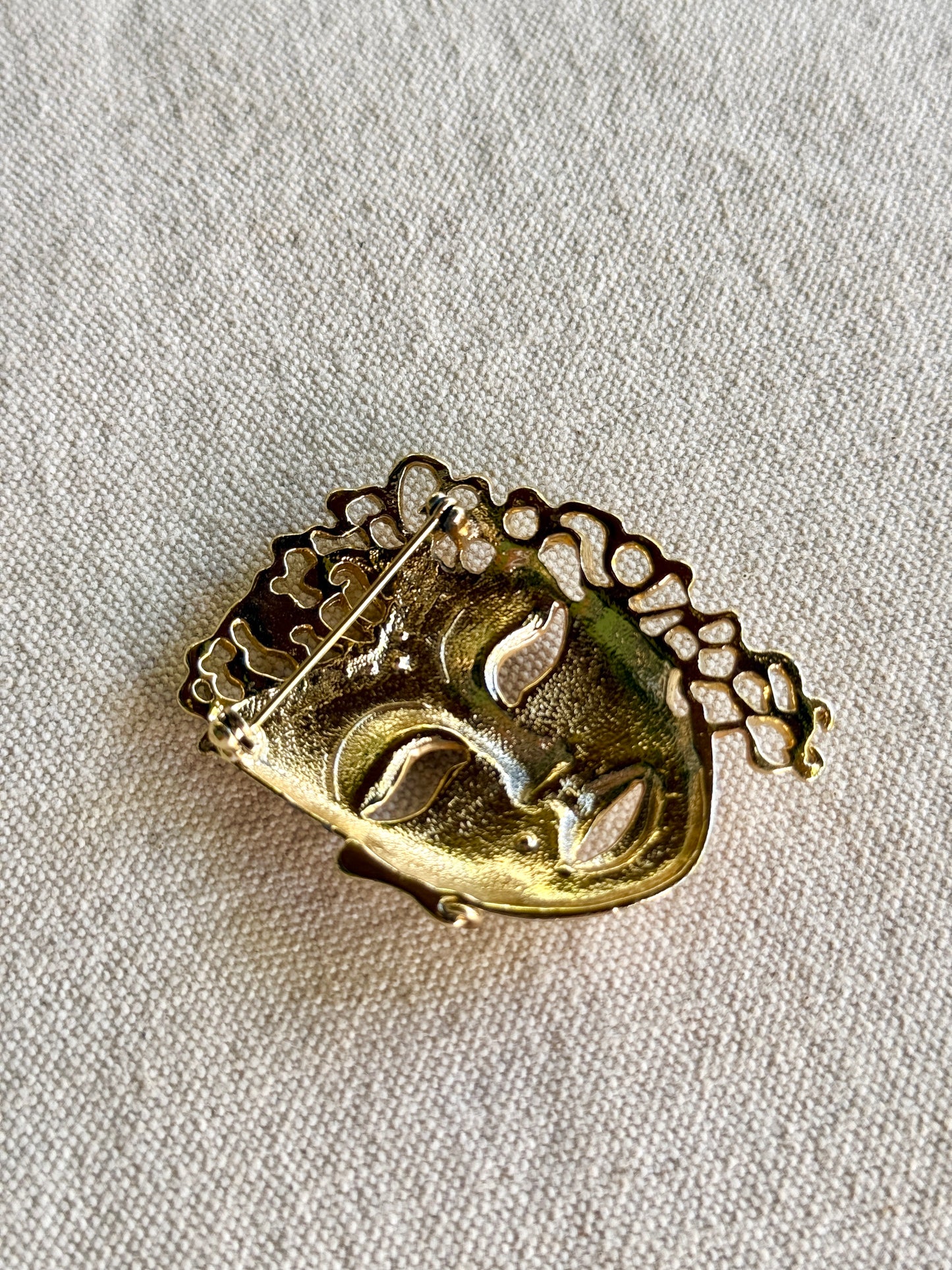 Broche de Mascara