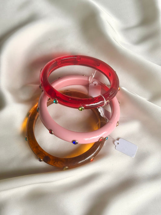 Set de 3 Pulseras de Lucita Translucida