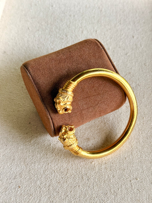 Pulsera Leona Dorada