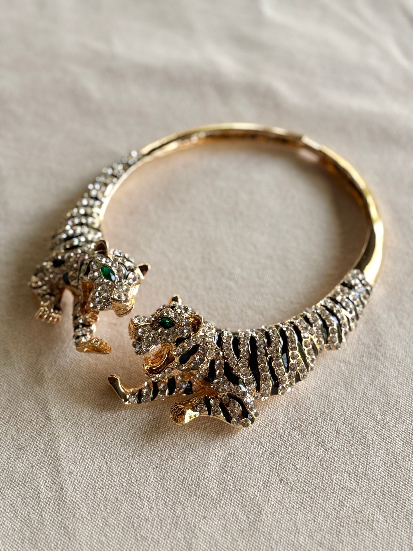 Collar de Tigres Ochenteros