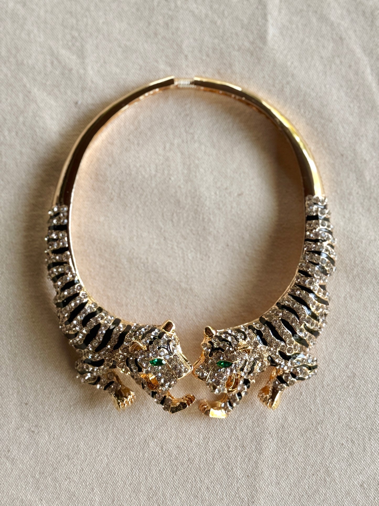 Collar de Tigres Ochenteros