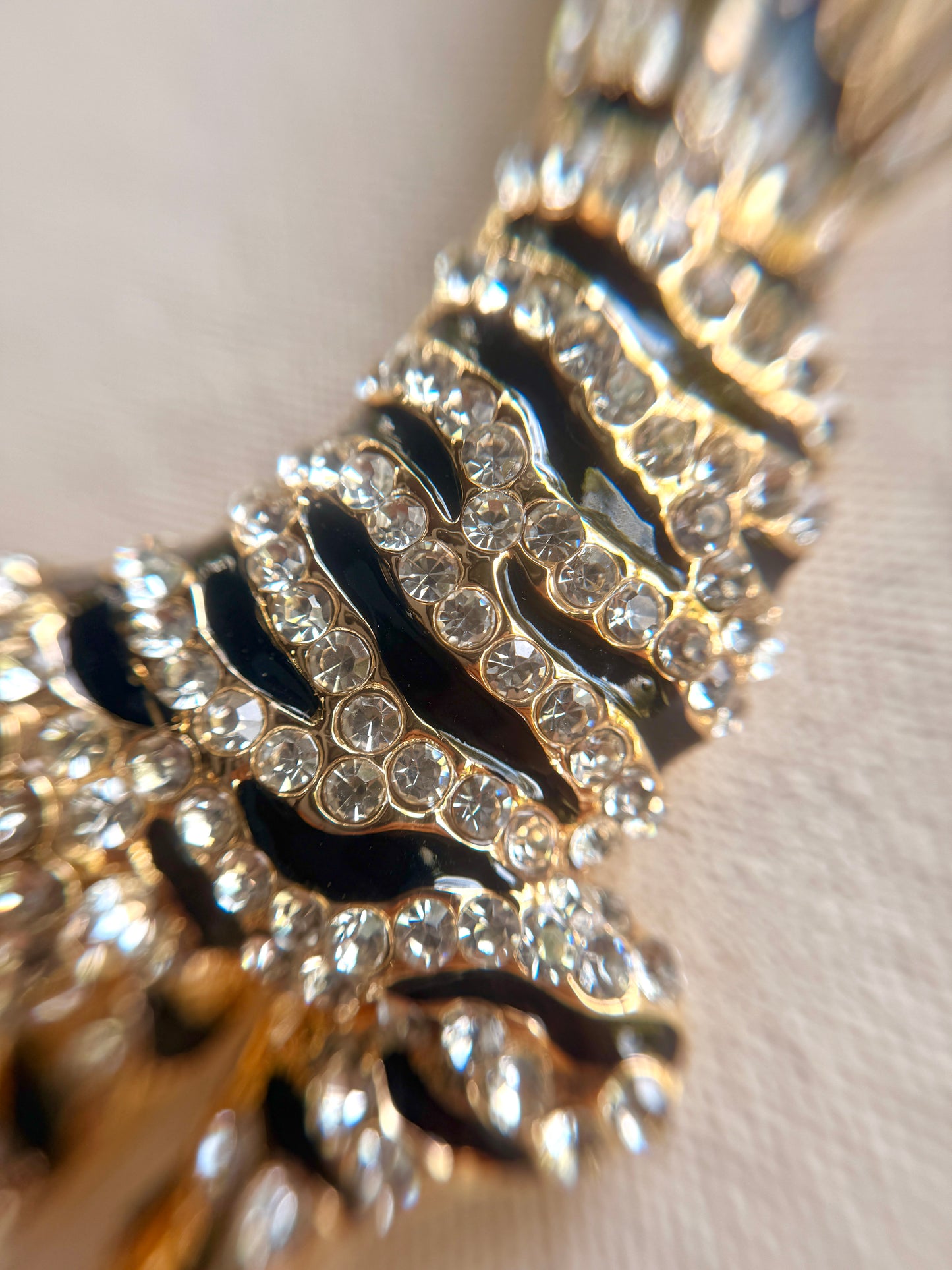 Collar de Tigres Ochenteros