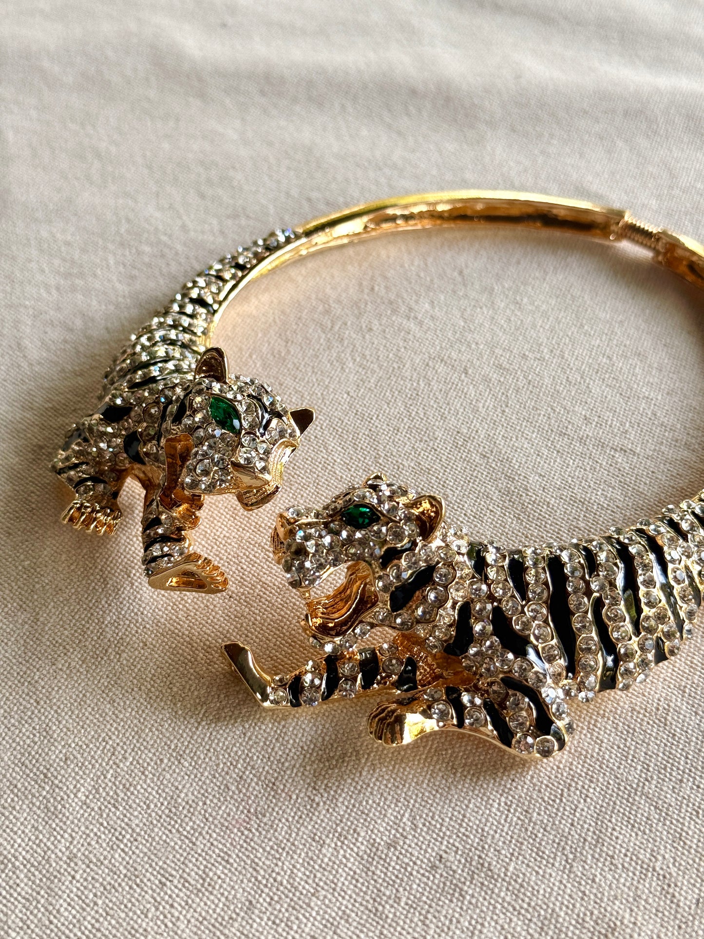 Collar de Tigres Ochenteros