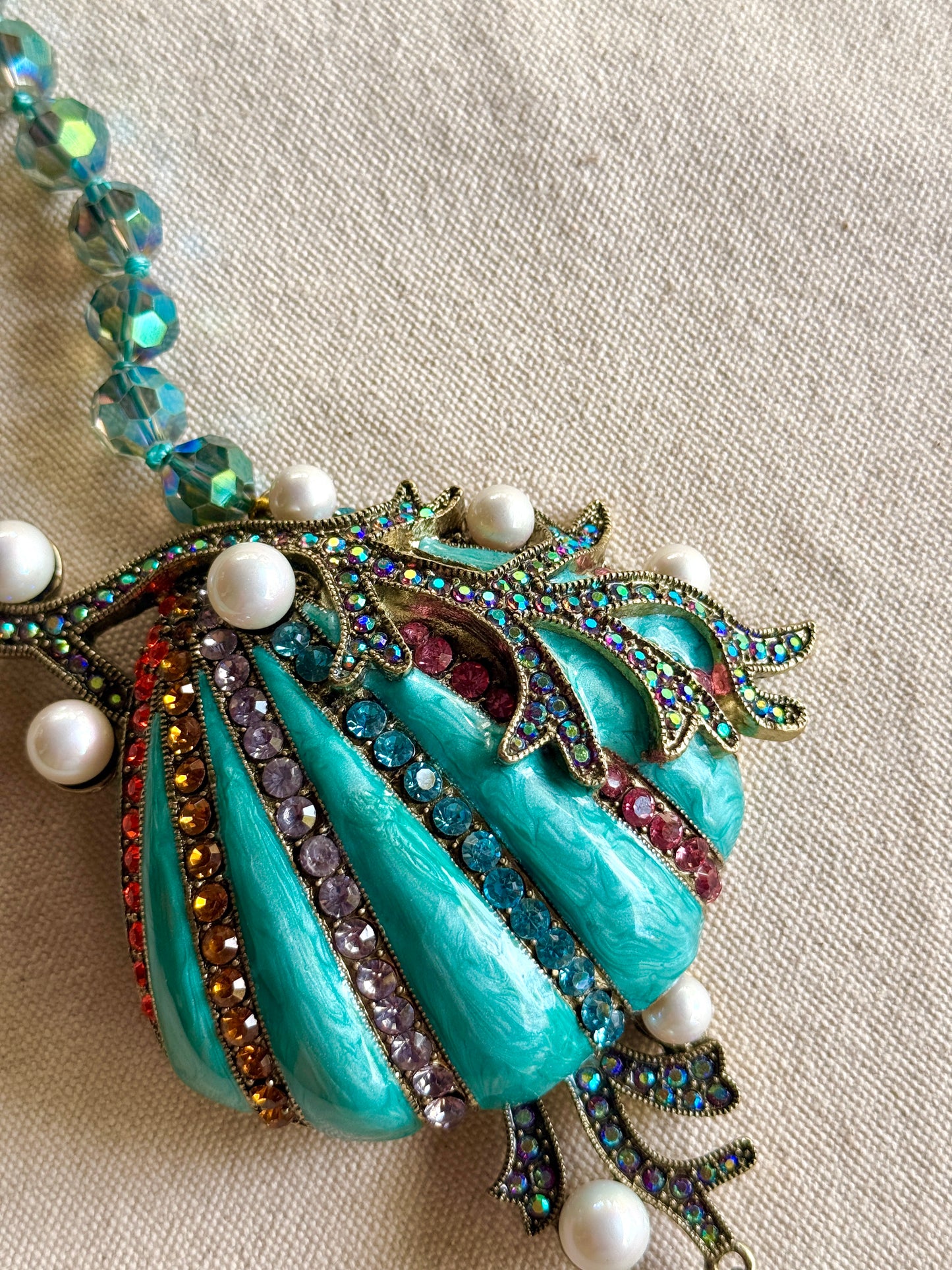 Collar de Ostra Turquesa y Perlas- Heidi Daus