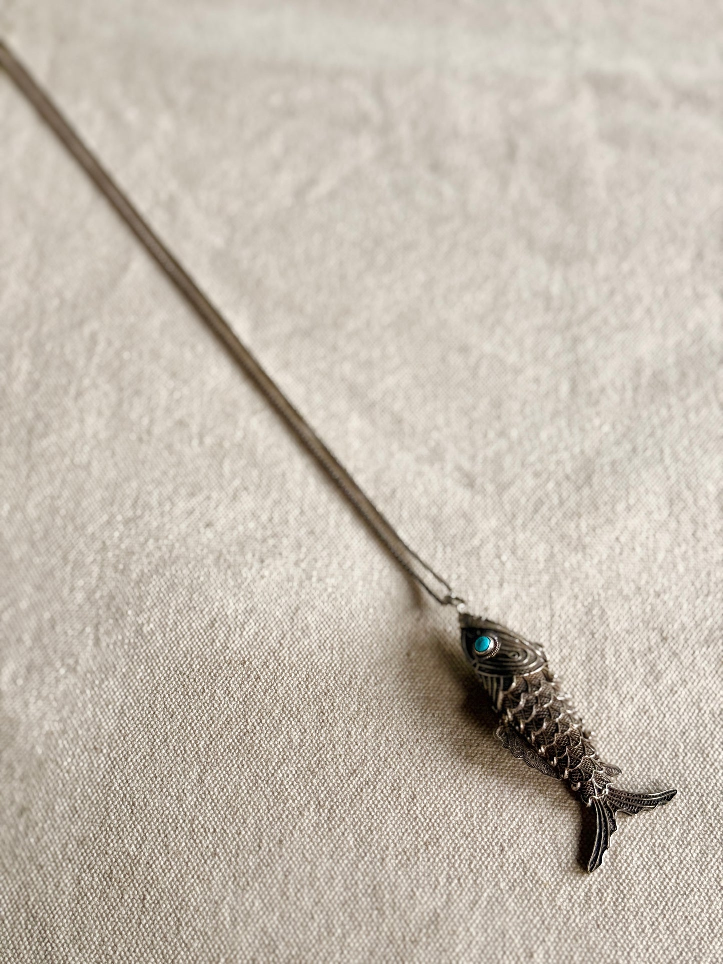 Collar de Pescado de Plata