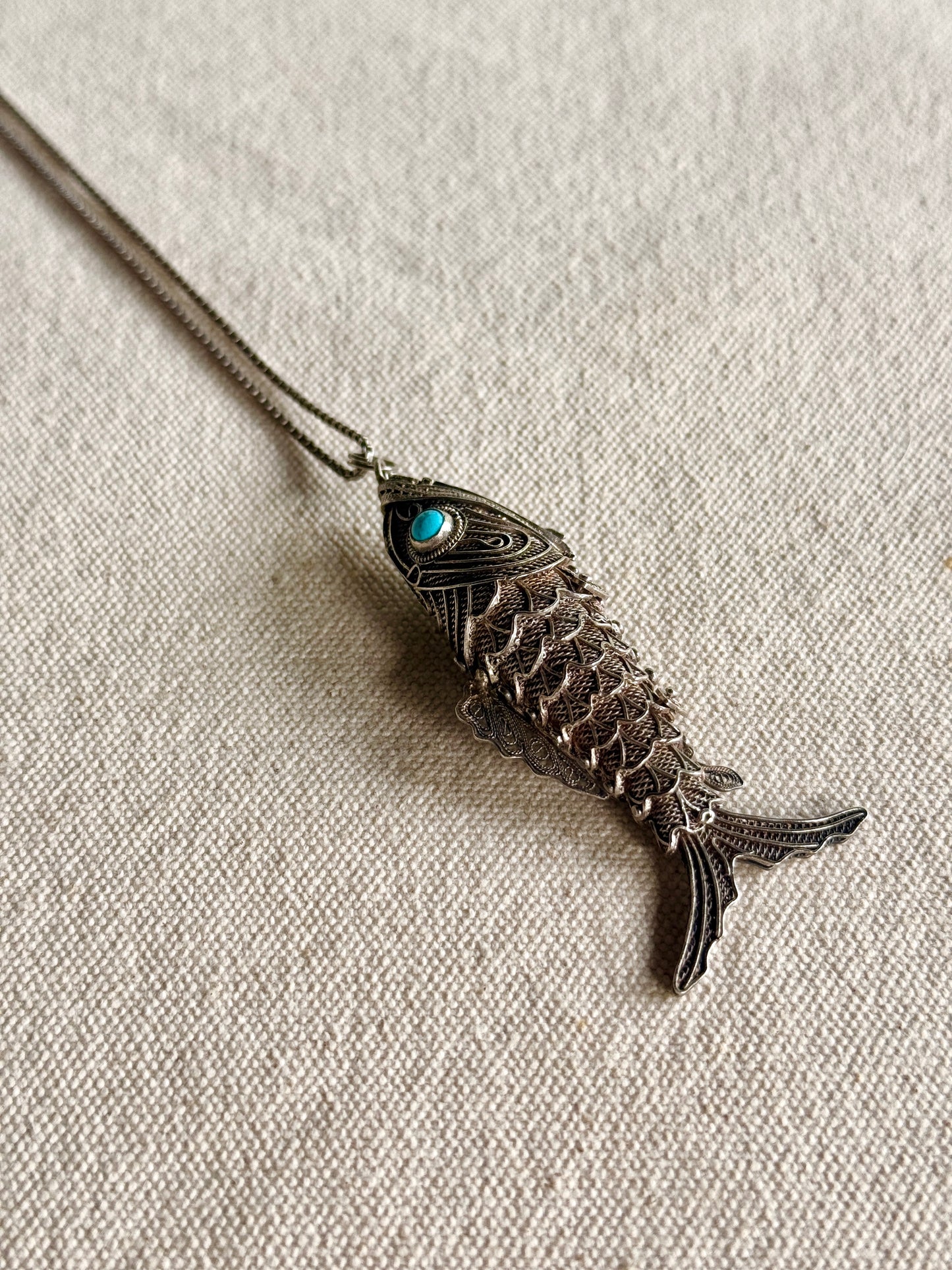 Collar de Pescado de Plata