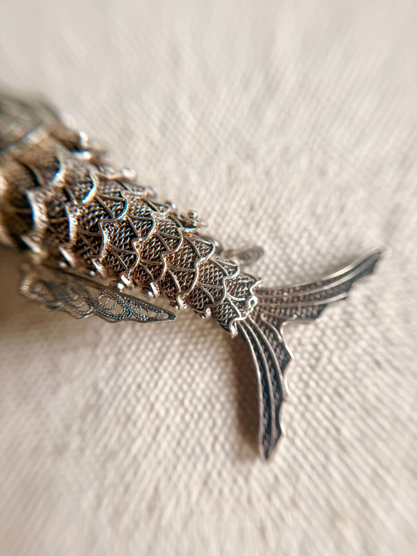 Collar de Pescado de Plata