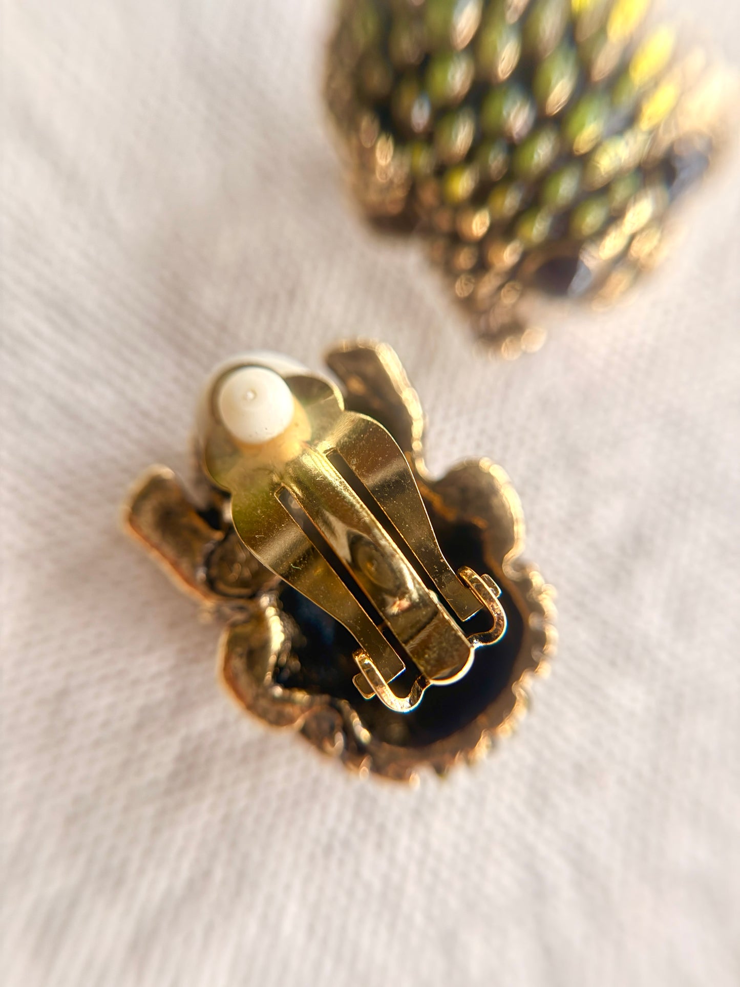 Aretes de Sapitos Verdes de clip- Joan Rivers