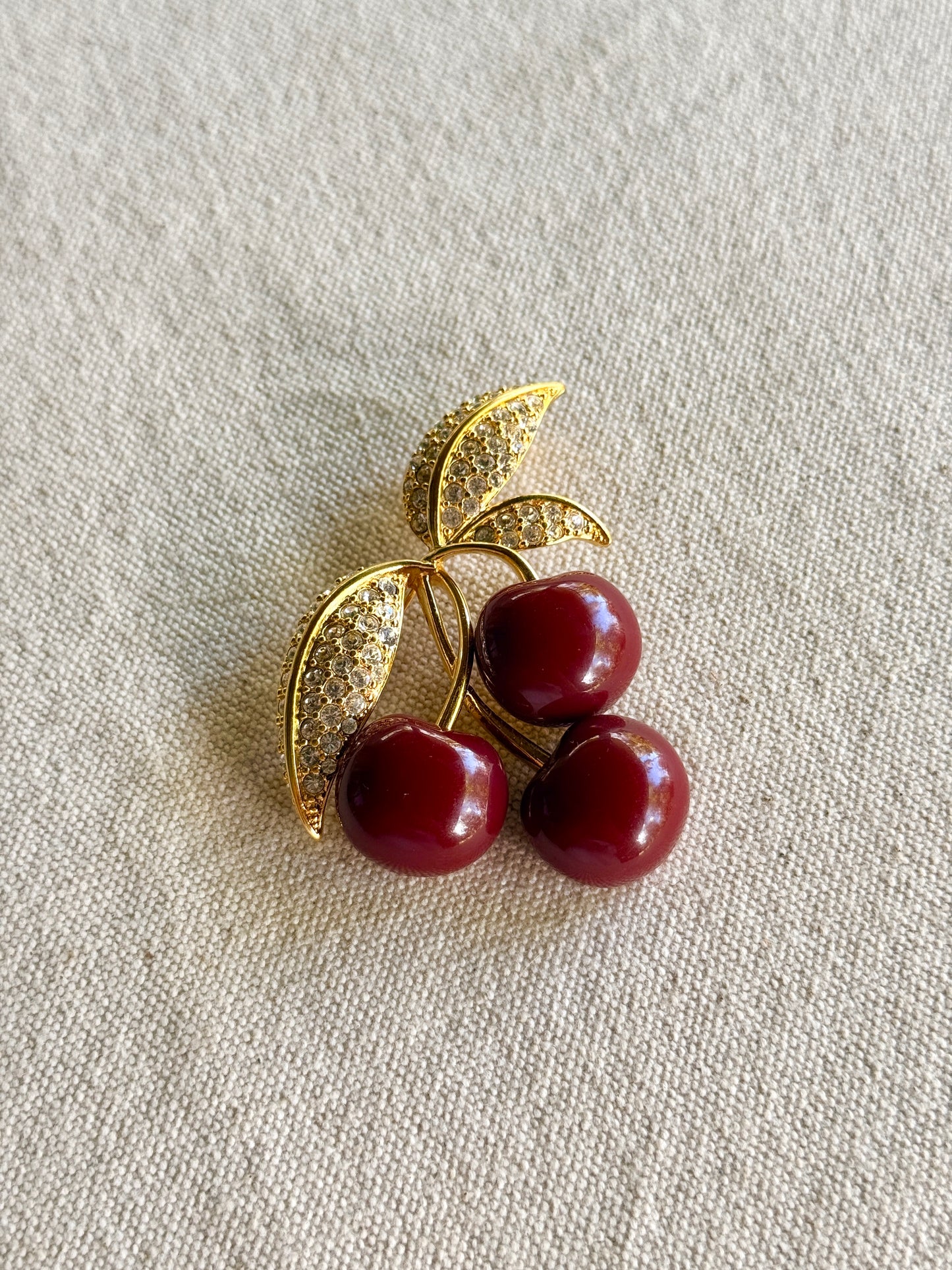 Broche de Cerezas - Joan Rivers