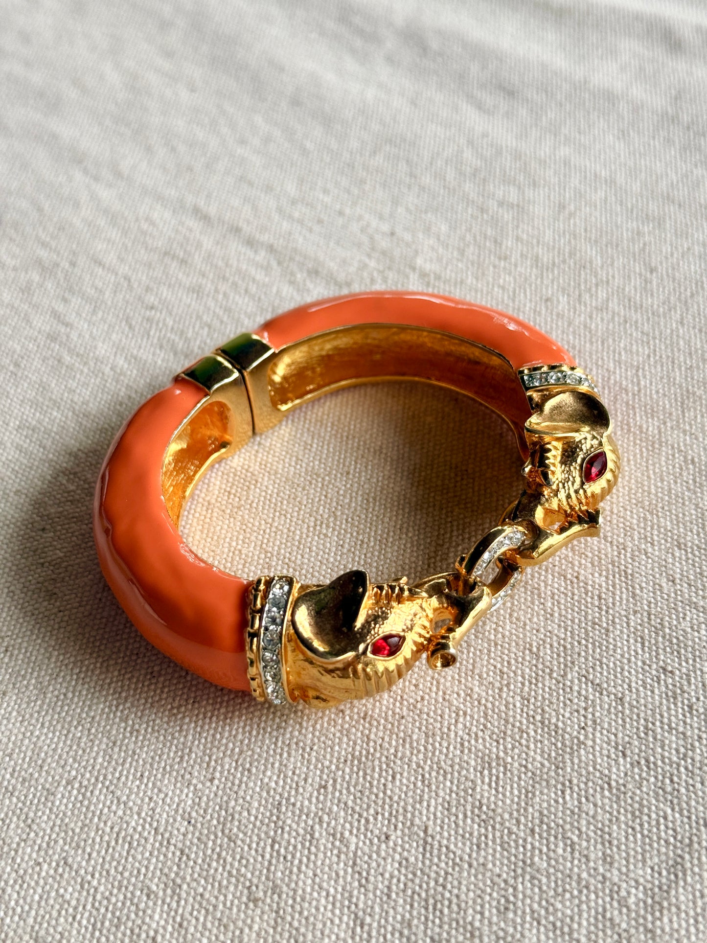 Pulsera Cuff de Elefantes- Kenneth Jay Lane