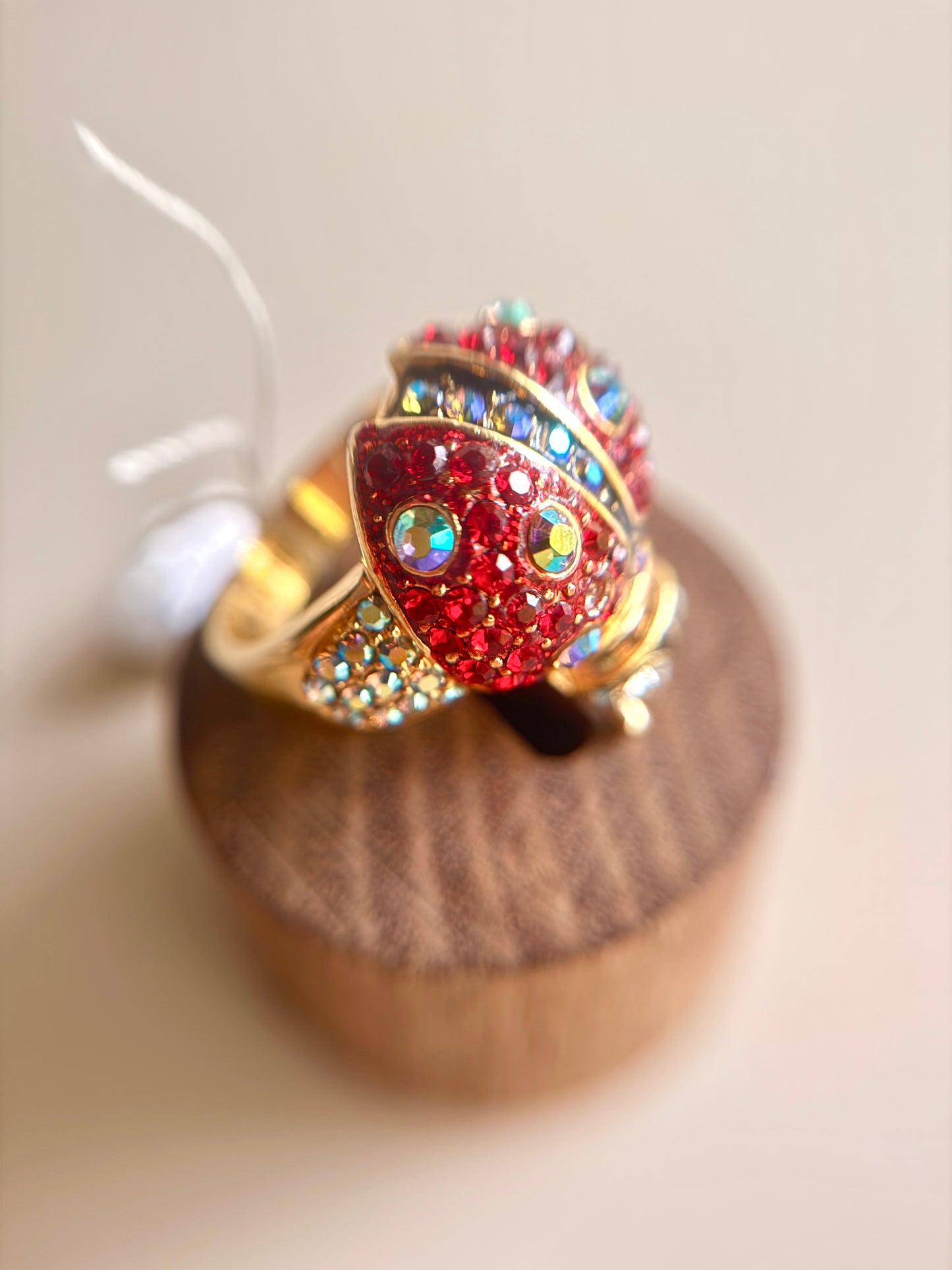 Anillo Mariquita Roja y Azul- Kirks and Folly