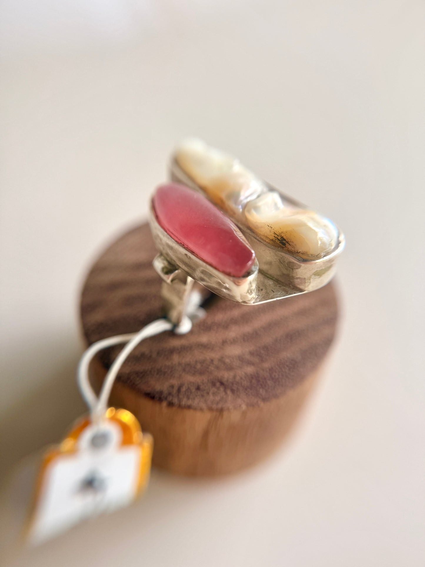 Anillo de Plata 925 con Nacar y Coral Rojo Mediterraneo