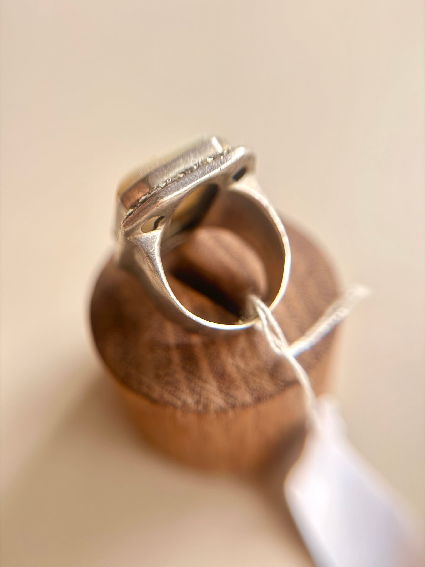 Anillo de Plata  con Nácar y Marquesitas