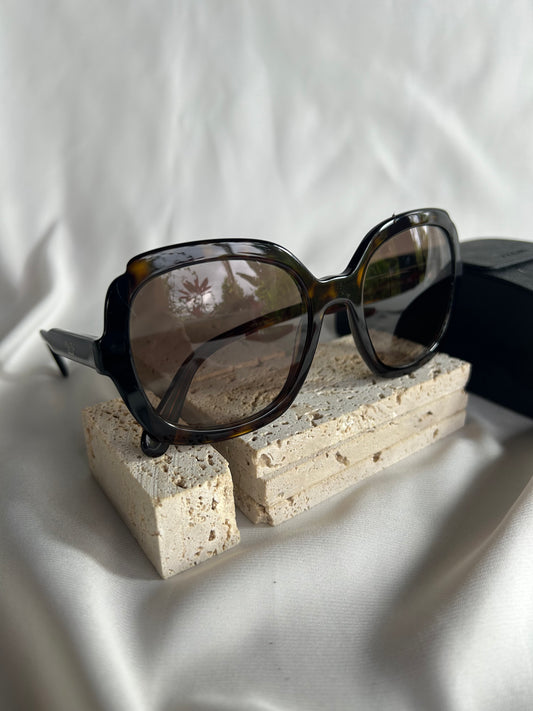 Lentes SPR07R  Cuadradas Oversized,  Brown Havana- Prada