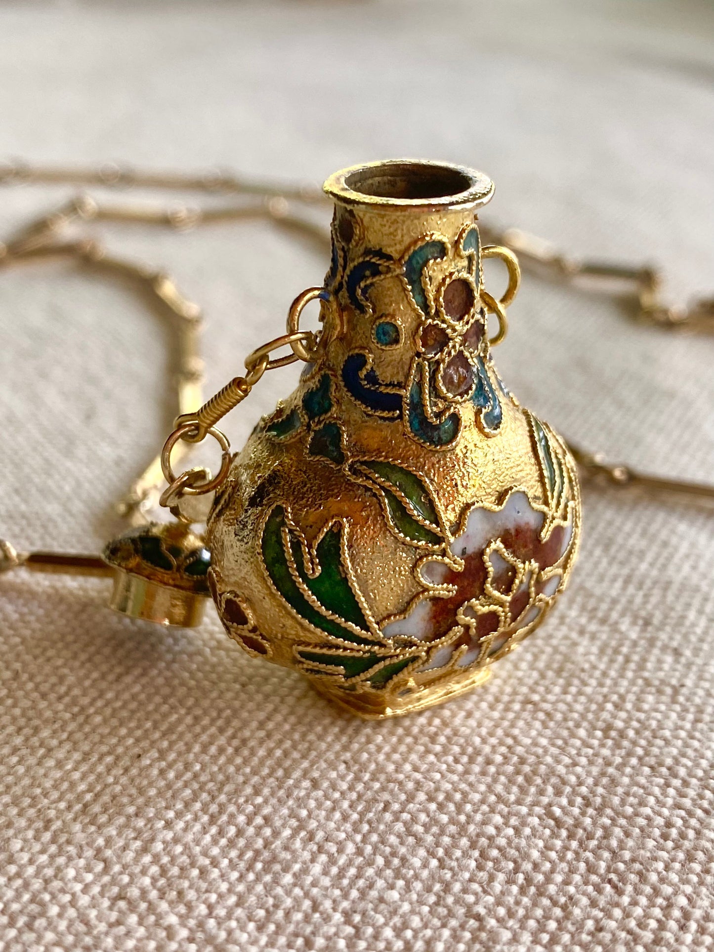 Collar Botellita Esmaltada en Cloisonné